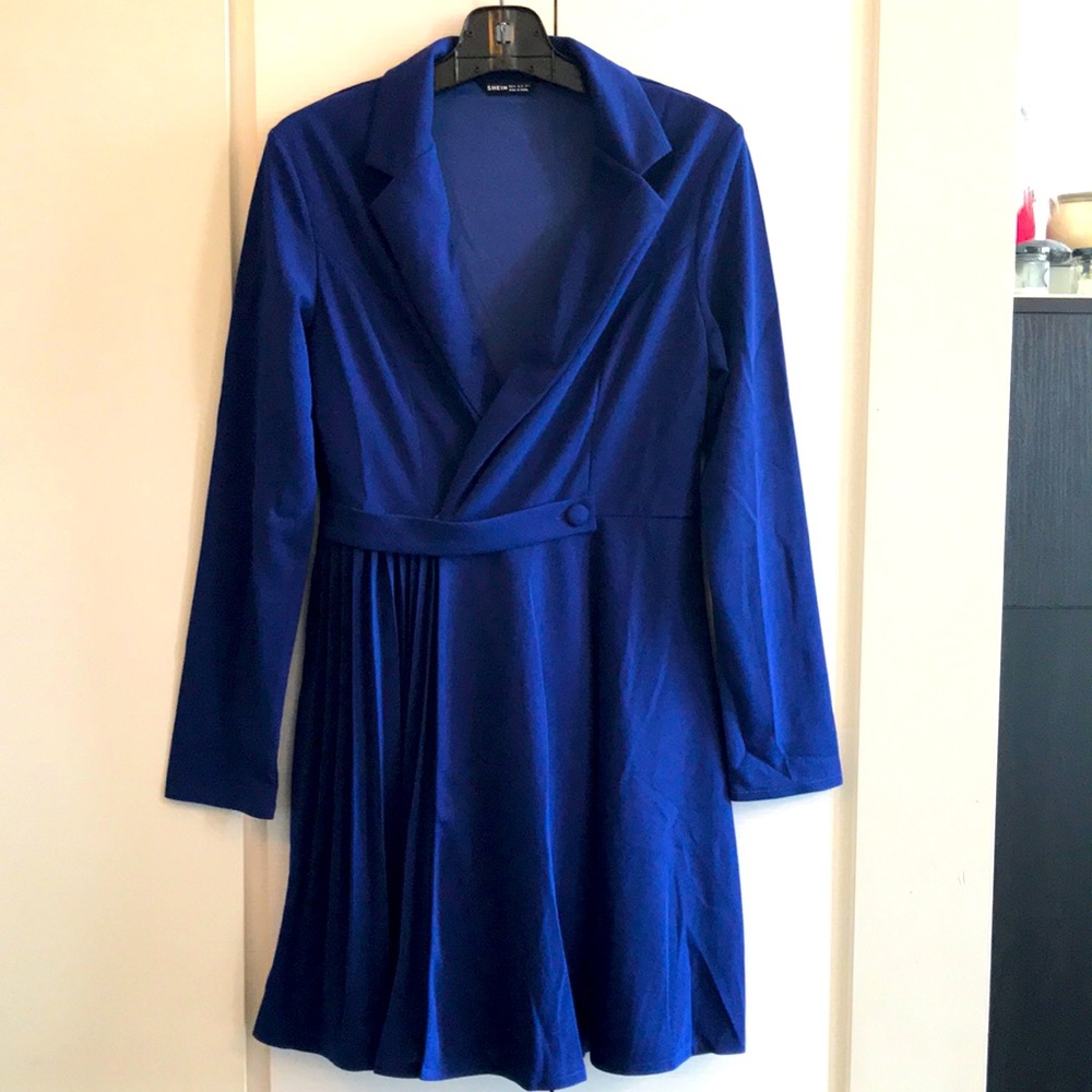 Blue dress